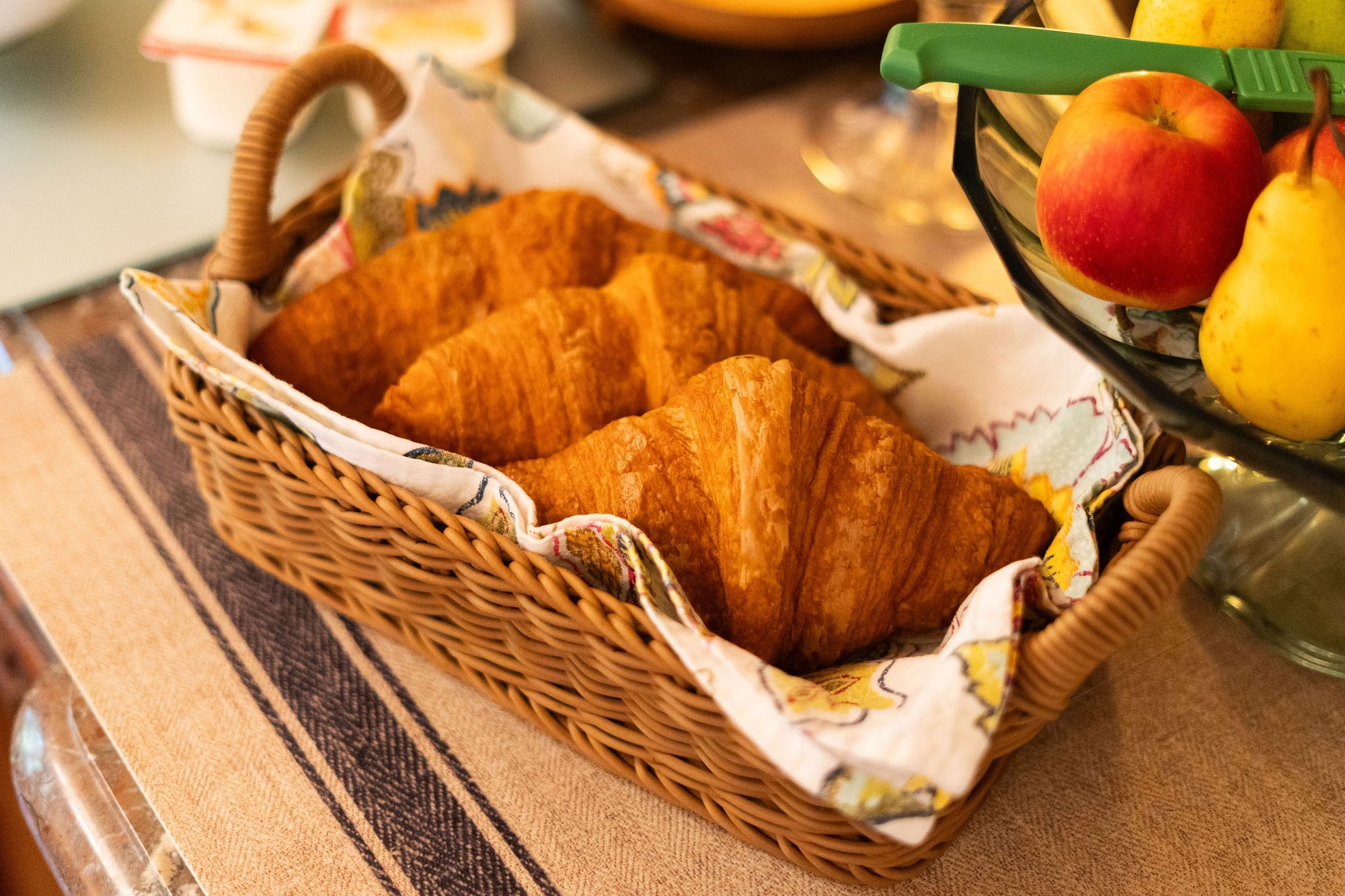 Breakfast service at Kurrara